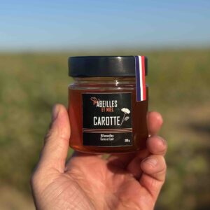 Pot de miel de carotte 250 g récolté à Billancelles par Abeilles et Miel